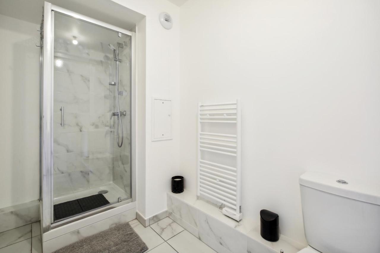 Chic Apart With Balcony Near Paris Apartman Ivry-sur-Seine Kültér fotó